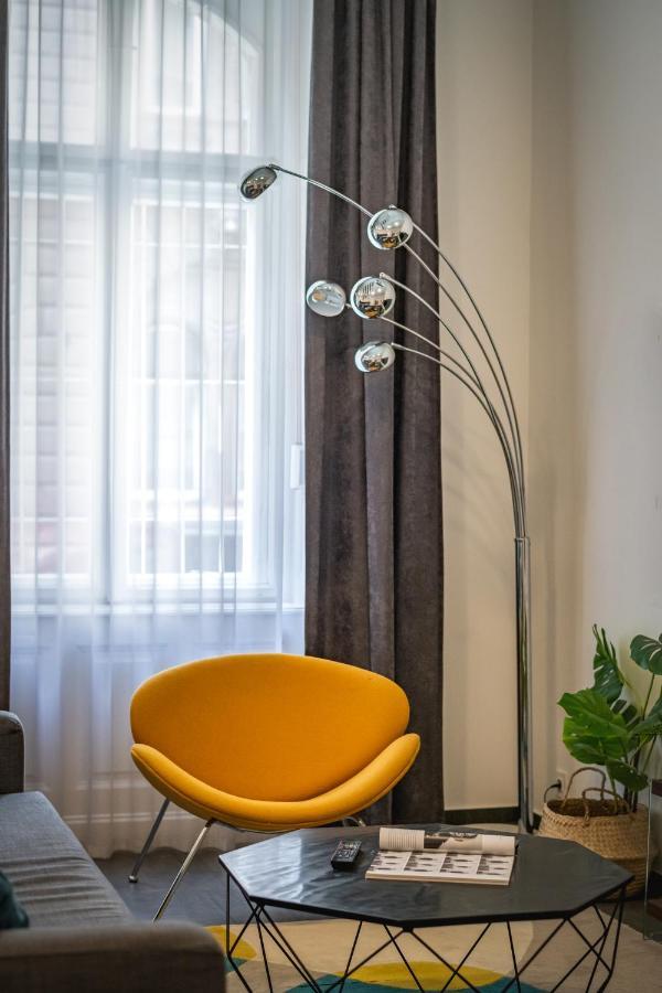 Luxury Nova Home Next To The New York Cafe Budapest Exteriör bild
